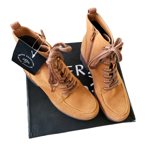 Naturalizer Dara Suede Lace-up Bootie Womens Size 6.5 New - Picture 2 of 9